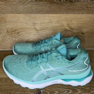 ASICS Gel-Nimbus 24 Size 9.5